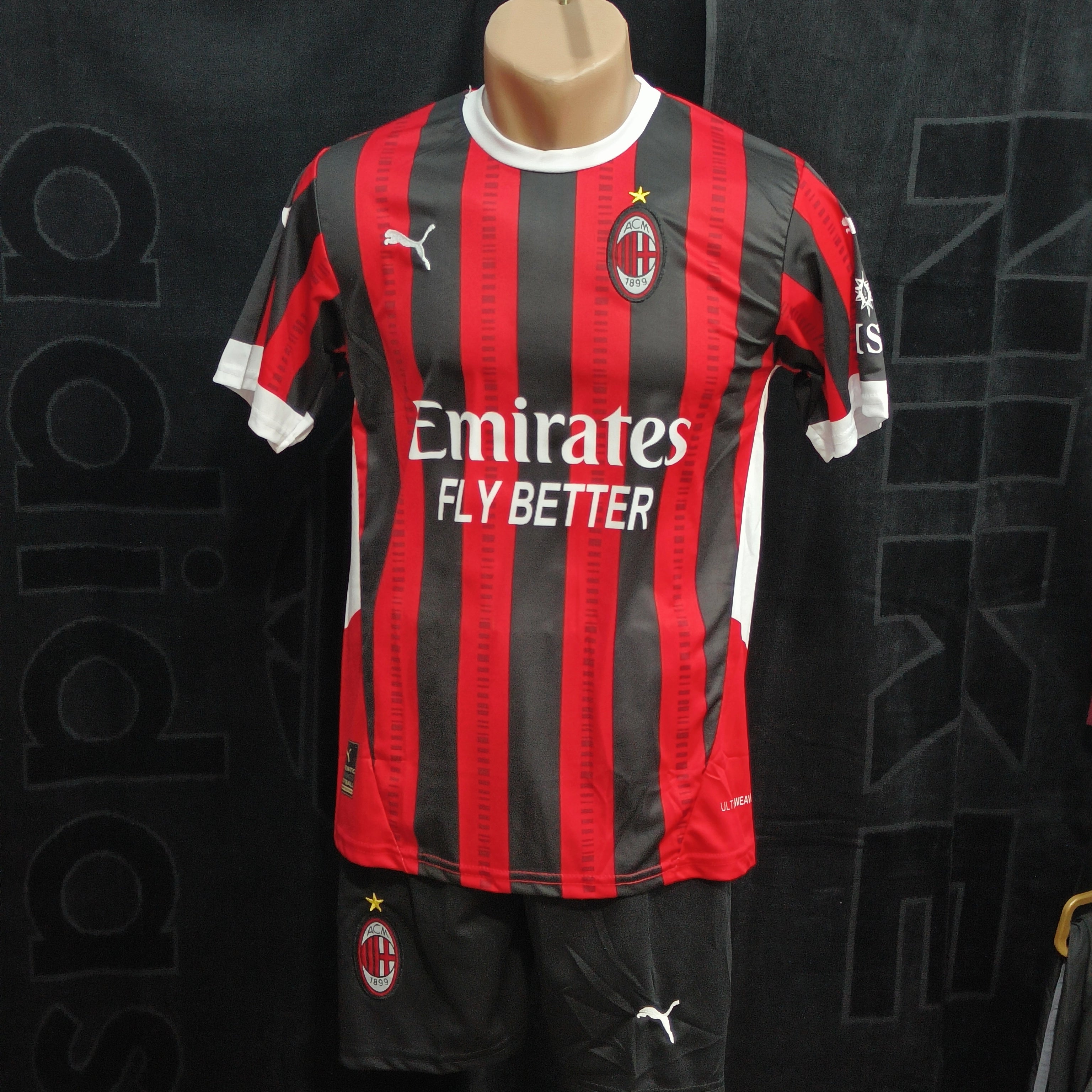 Ibrahimovic Milan ֆուտբոլային համազգեստ