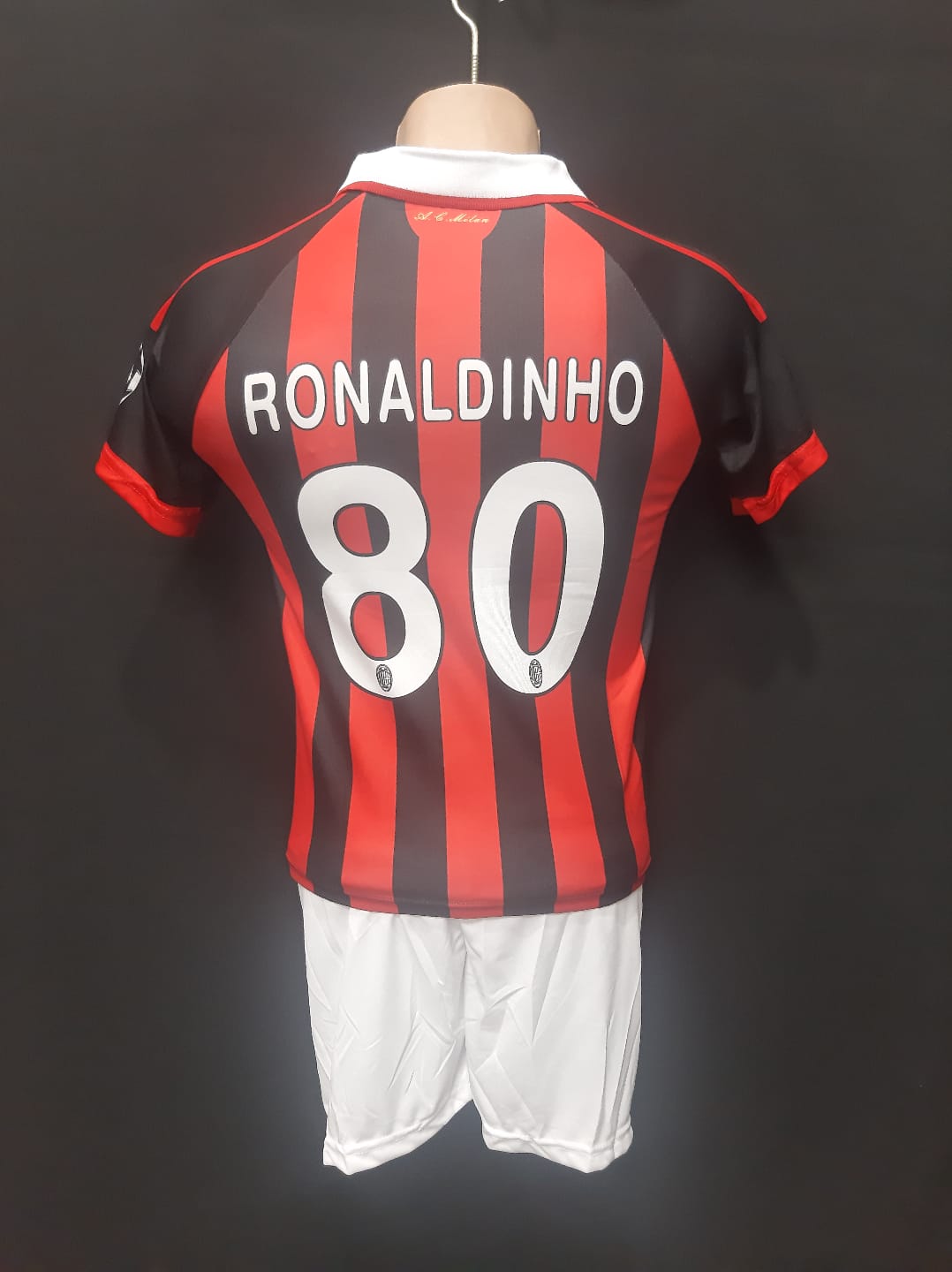 RONALDINHO MILAN