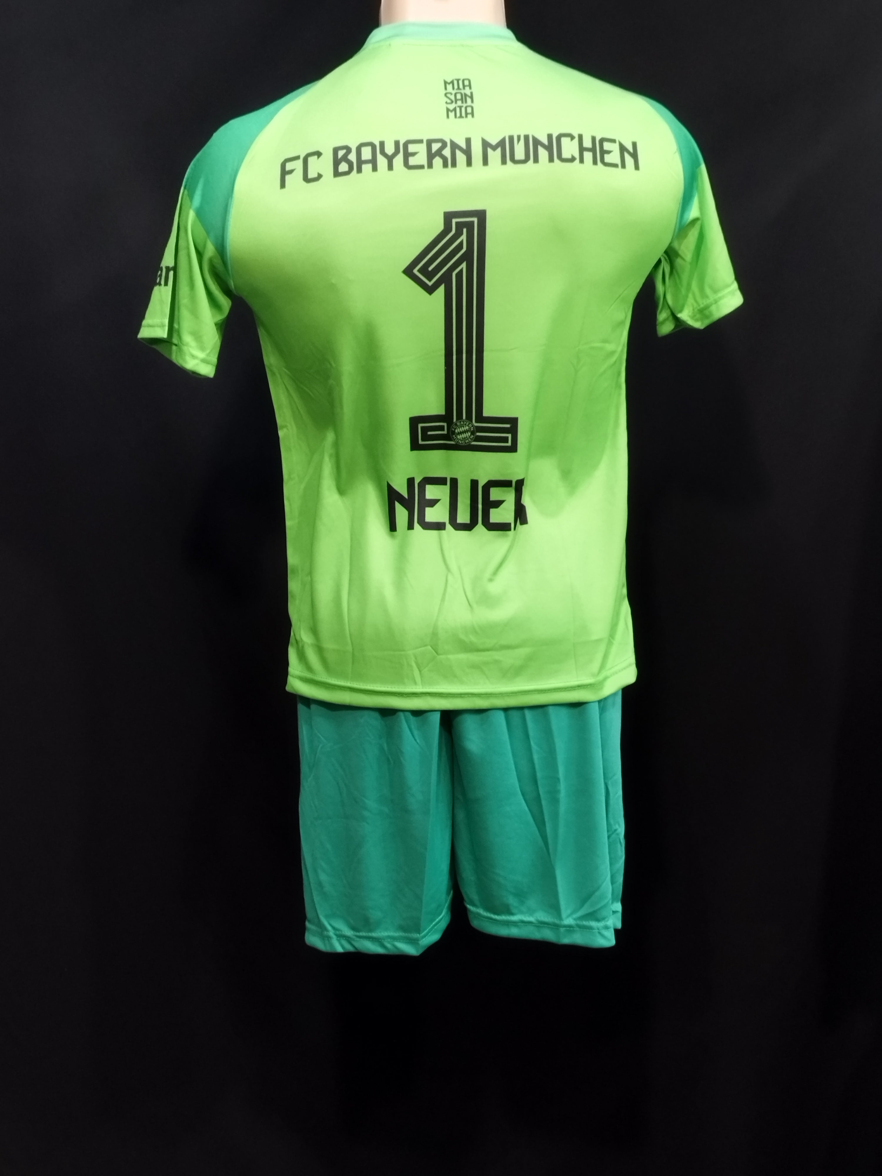 NEUER FC BAYERN MUNCHEN